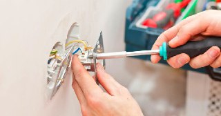 Электромонтажные работы Озёрск цена 471 руб Электрика под ключ